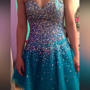 Mori Lee dress, strapless, size 2, NEVER WORN, great condition